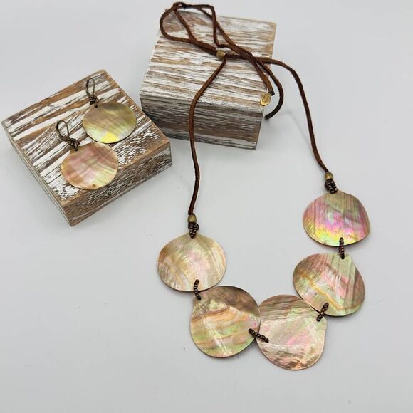 Vintage Cookie Lee Shell Disc Necklace Set - Picture 1 of 6